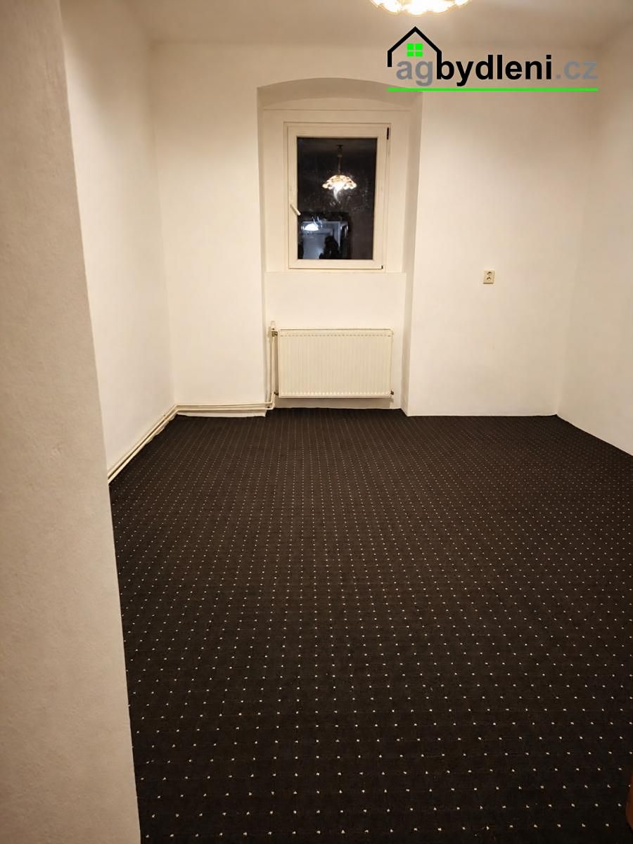 Pronájem bytu 2+1 70 m² – fotografie 5