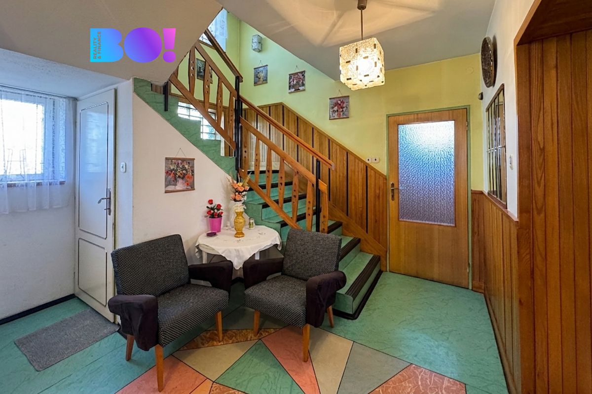 Prodej rodinného domu 180 m², pozemek 795 m² – fotografie 4