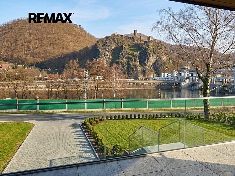 Prodej pozemku, 1 334 m² (4 z 12)