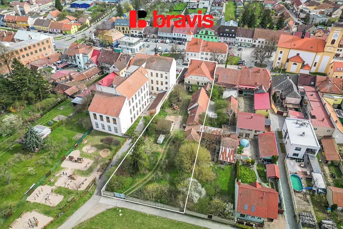 Prodej činžovního domu 420 m²