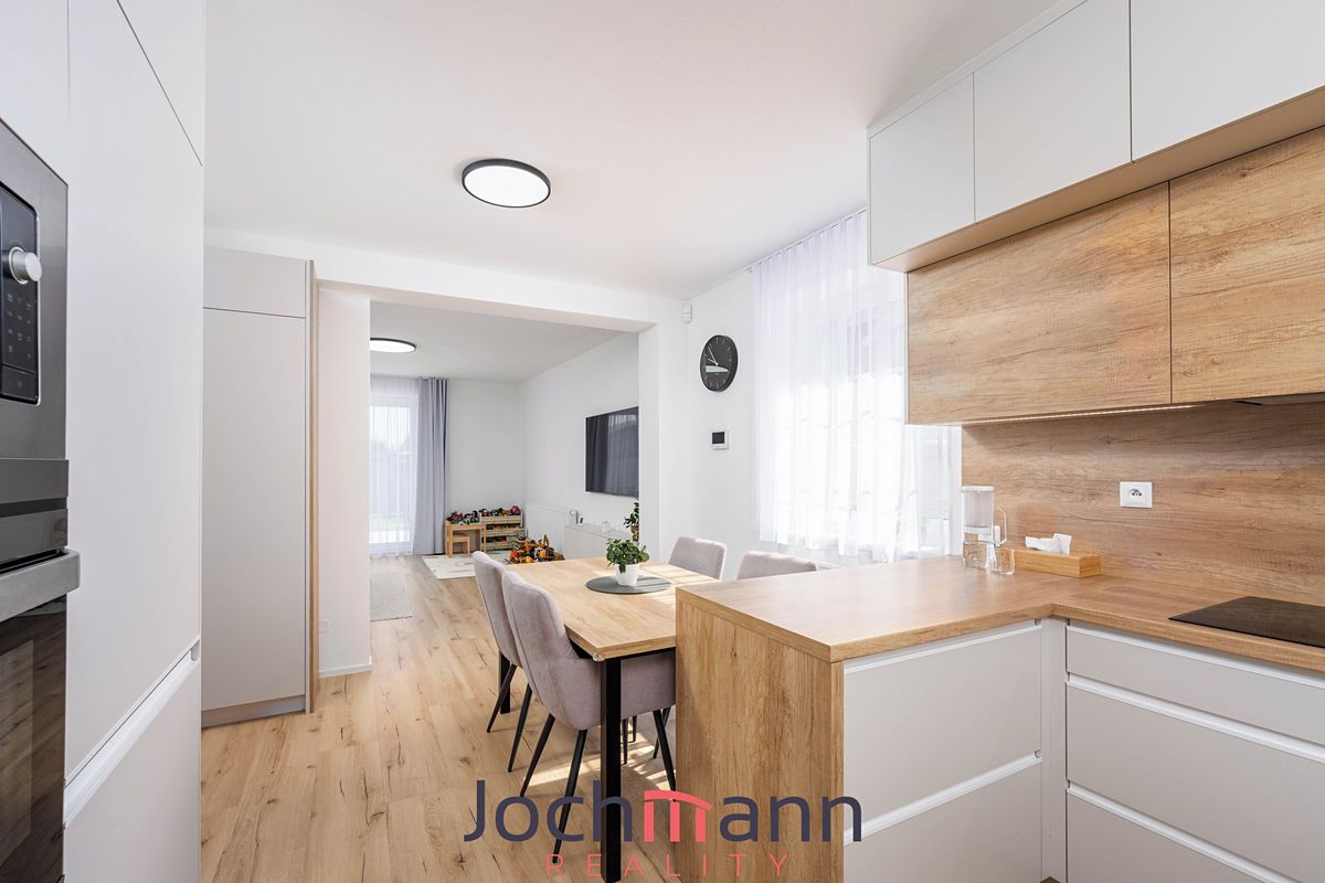Prodej rodinného domu 150 m², pozemek 418 m² – fotografie 4