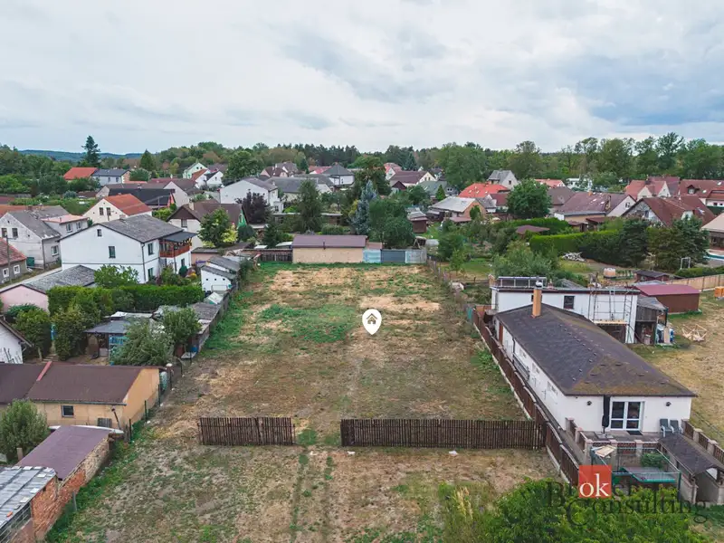 Prodej stavebního pozemku 1640 m², Břasy – náhled fotky 2