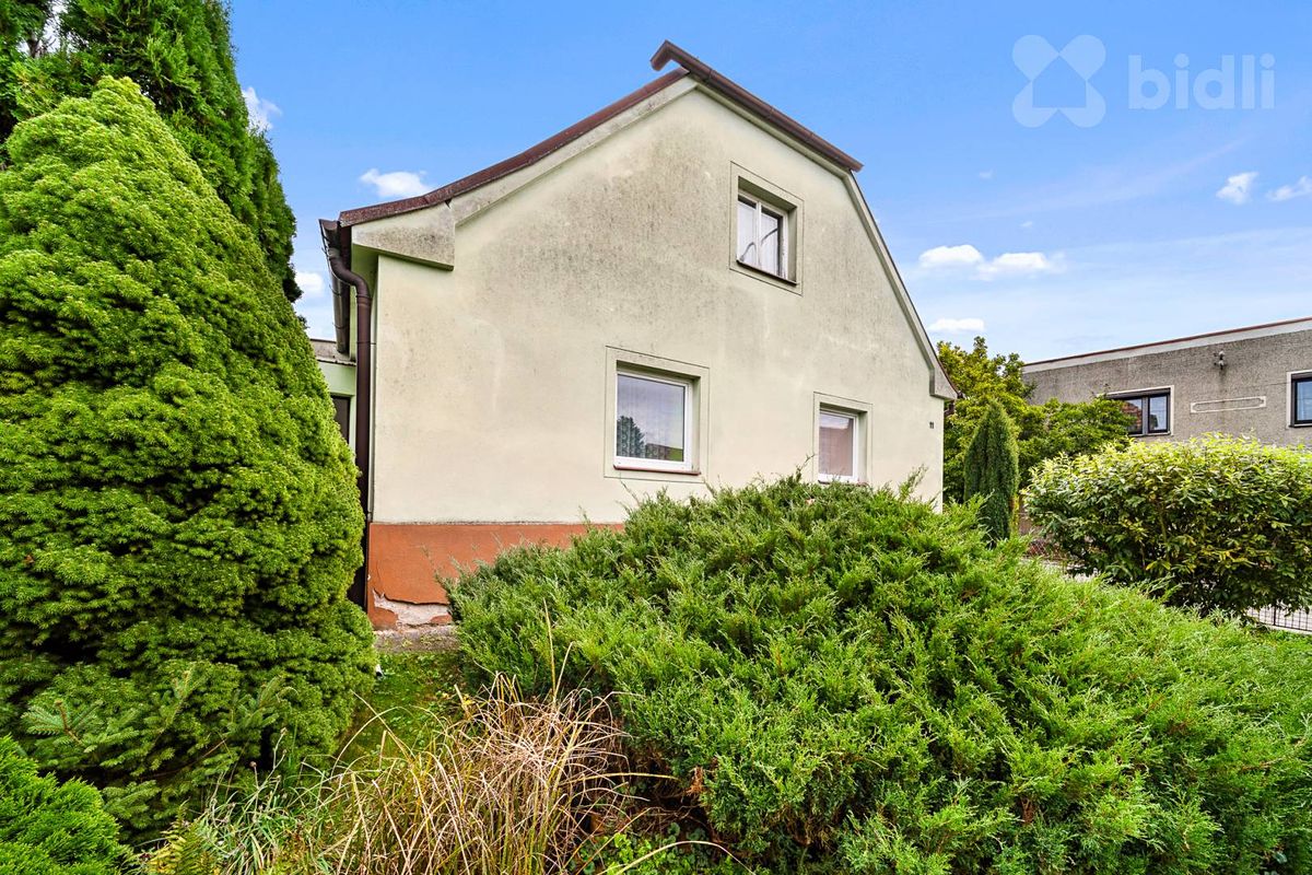 Prodej rodinného domu 128 m², pozemek 870 m²