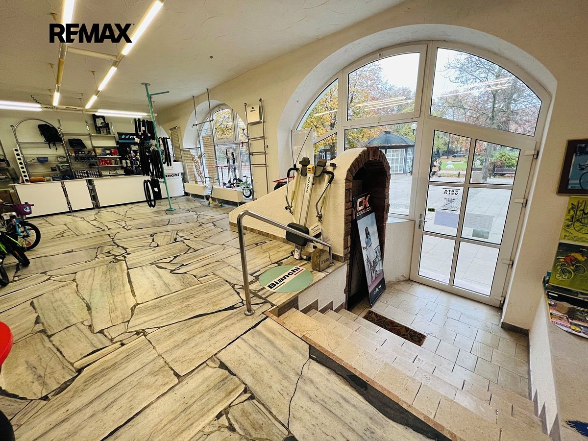 Pronájem obchodního prostoru 55 m² – fotografie 5