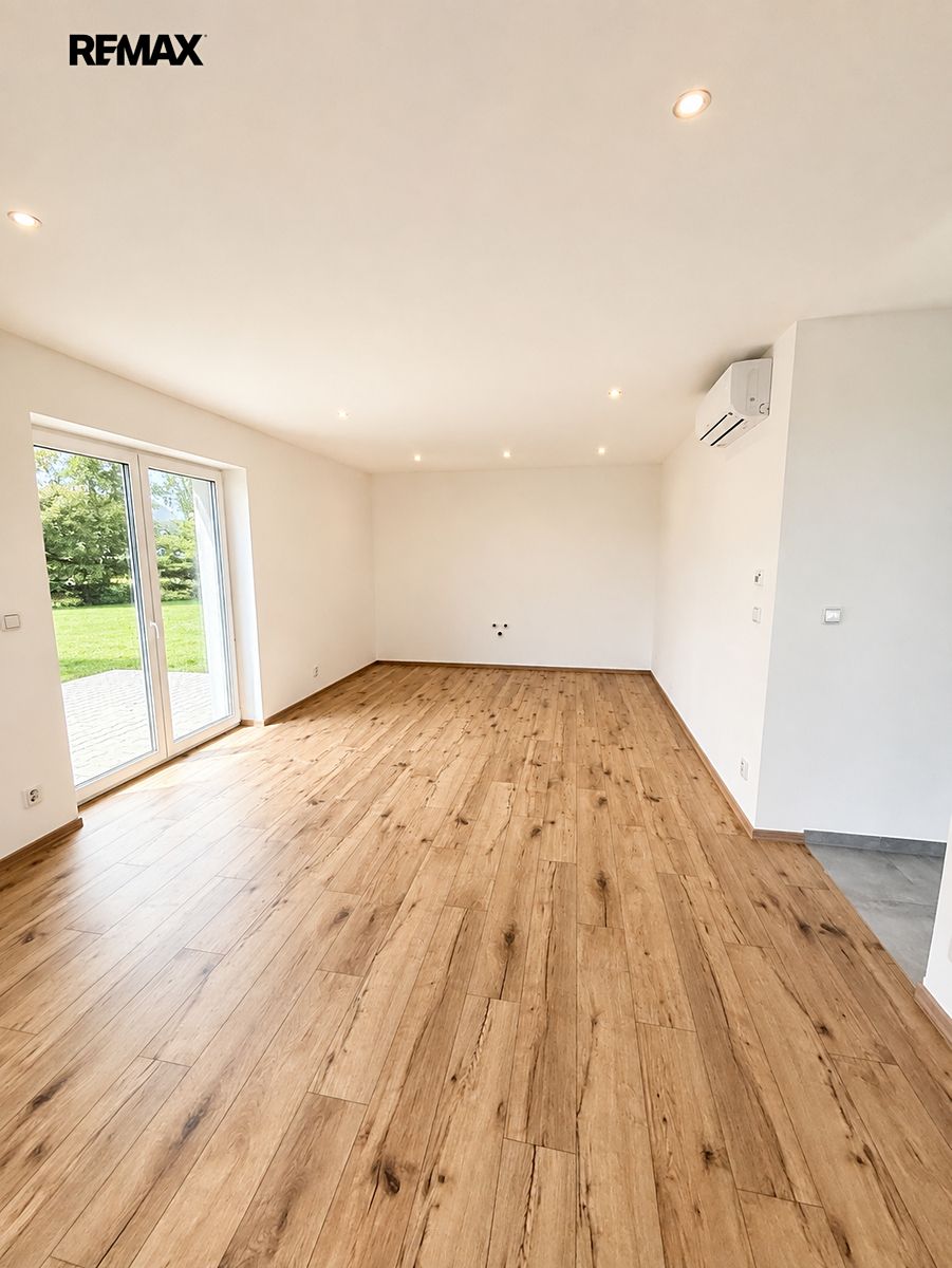 Prodej rodinného domu 98 m², pozemek 777 m² – fotografie 5