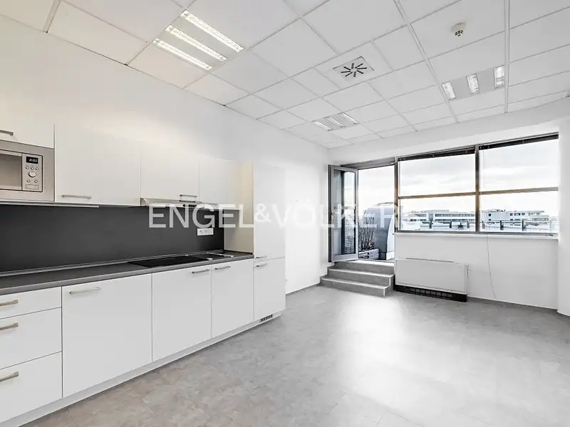 Pronájem kanceláře 504 m², Praha – náhled fotky 2