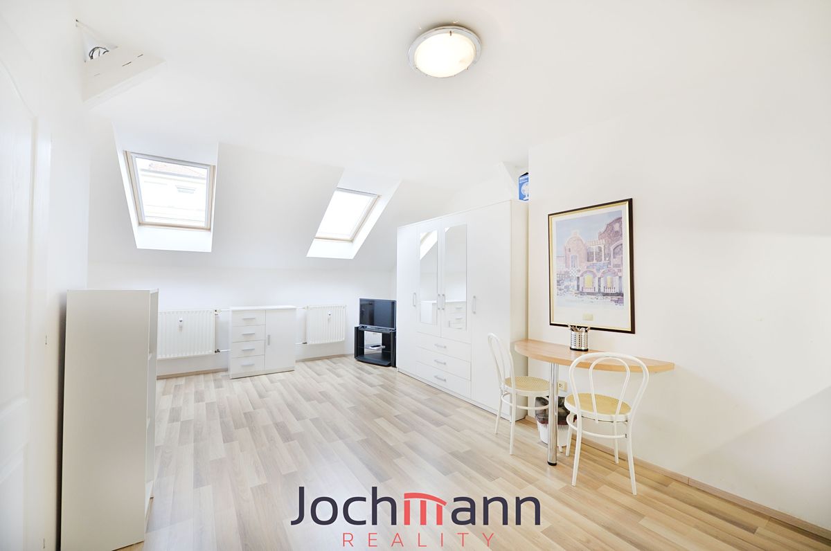 Pronájem bytu 1+kk 34 m²