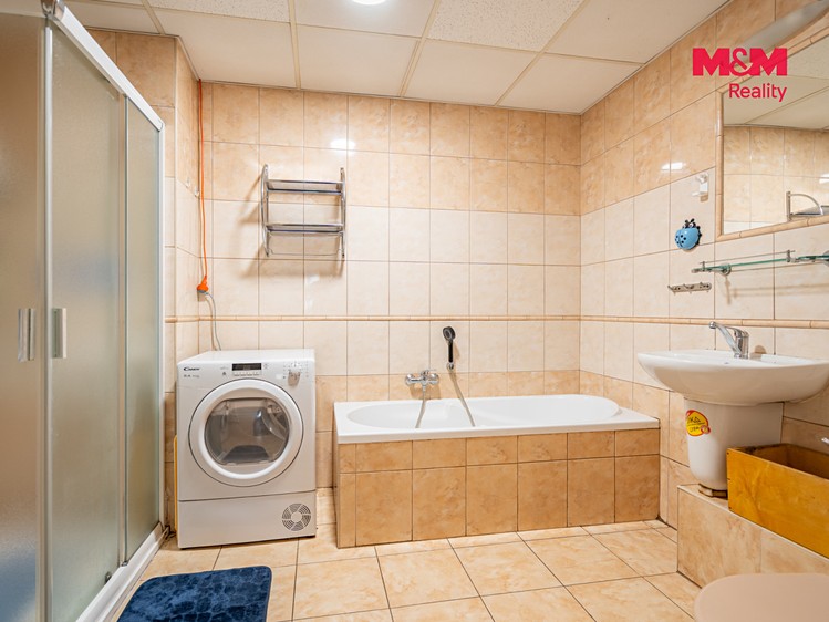 Будинок на продаж, 187 м² (24 з 30)