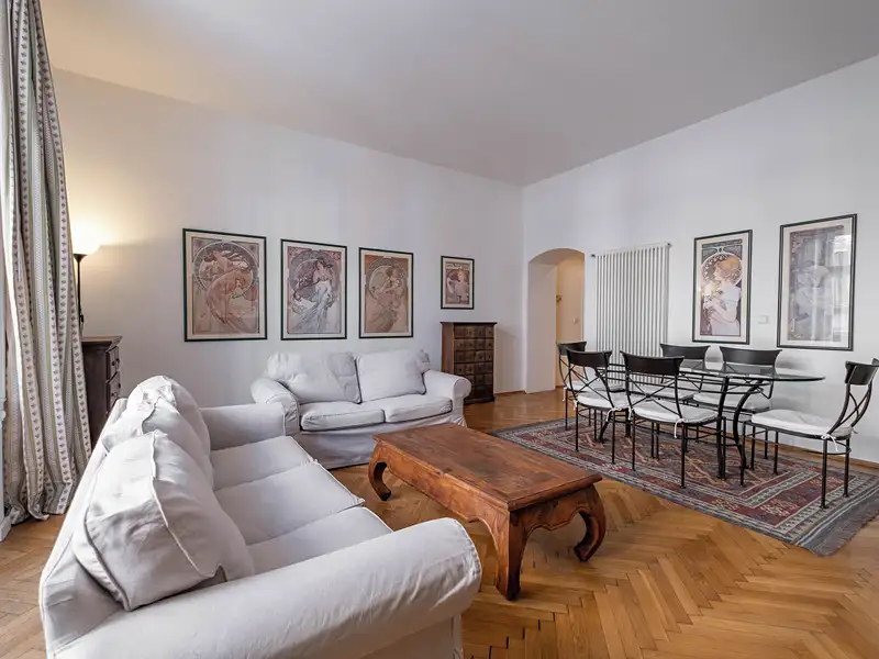 Pronájem bytu 3+1 81 m², Praha – náhled fotky 2