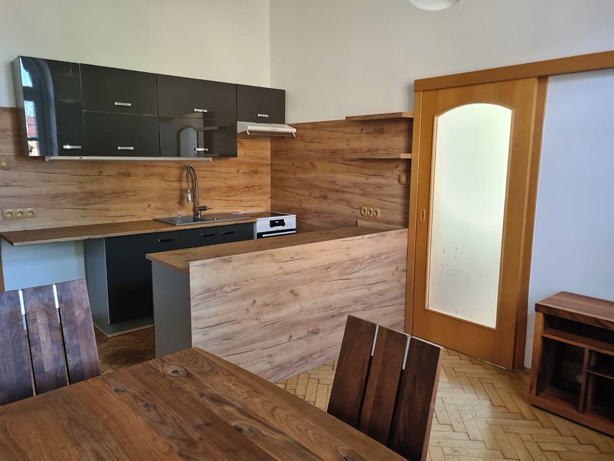 Pronájem bytu 2+kk 55 m²