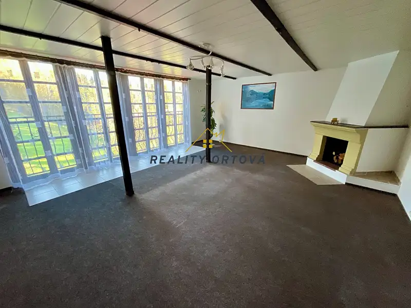 Prodej rodinného domu 400 m², pozemek 2431 m², Horní Olešnice – náhled fotky 2