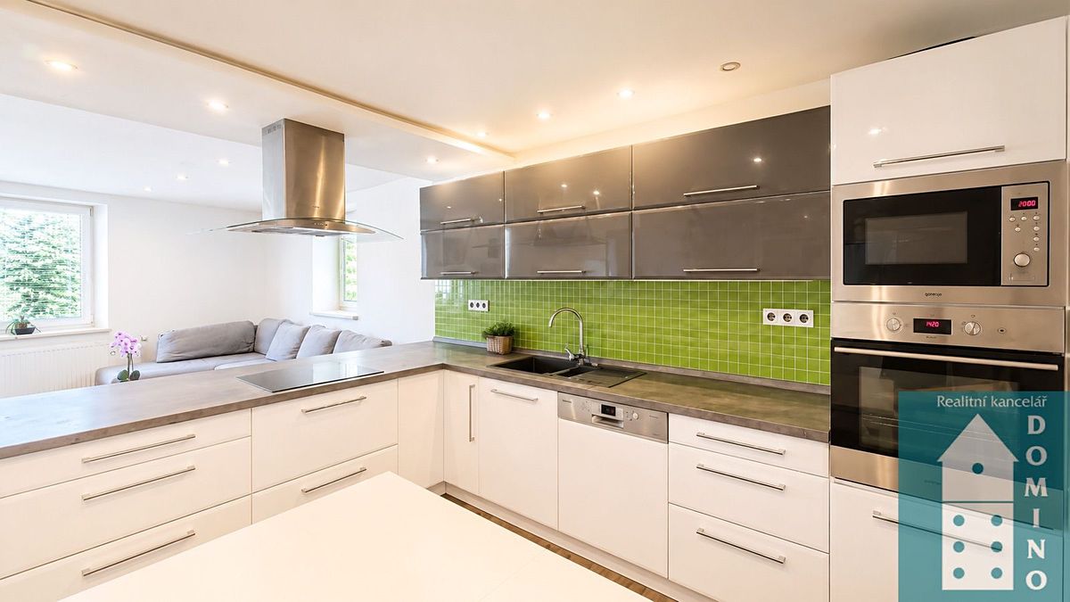 Prodej rodinného domu 158 m², pozemek 341 m² – fotografie 3