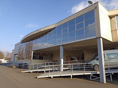 Pronájem kanceláře 128 m²