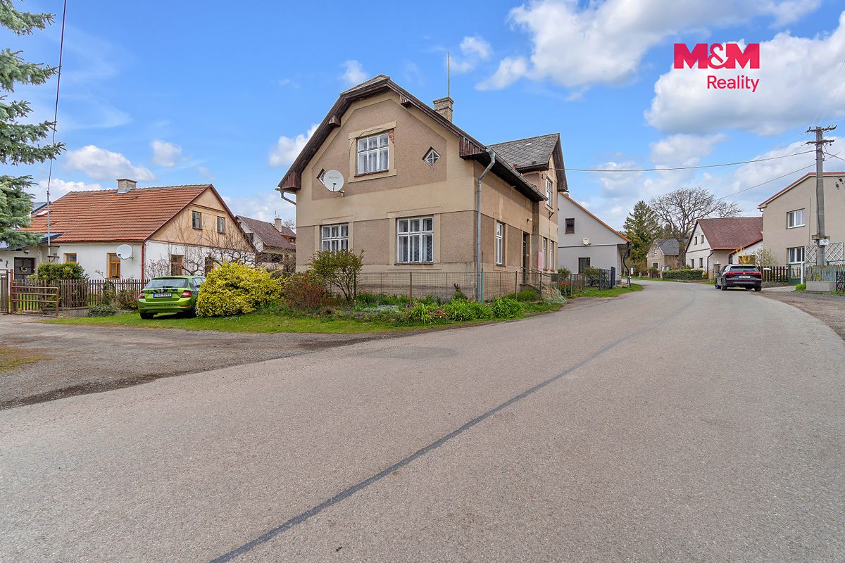 Prodej rodinného domu 100 m², pozemek 253 m² – fotografie 2