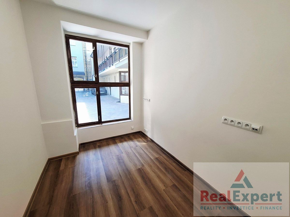 Pronájem obchodního prostoru 70 m² – fotografie 3