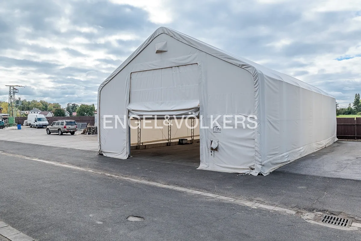 Pronájem skladového prostoru 174 m²