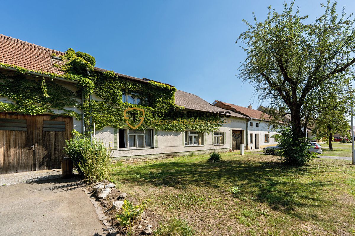 Prodej rodinného domu 560 m², pozemek 1338 m²