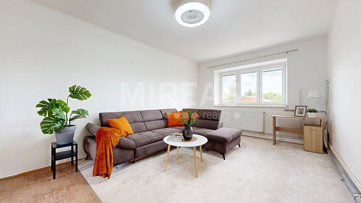 Prodej bytu 2+1 72 m² – fotografie 2