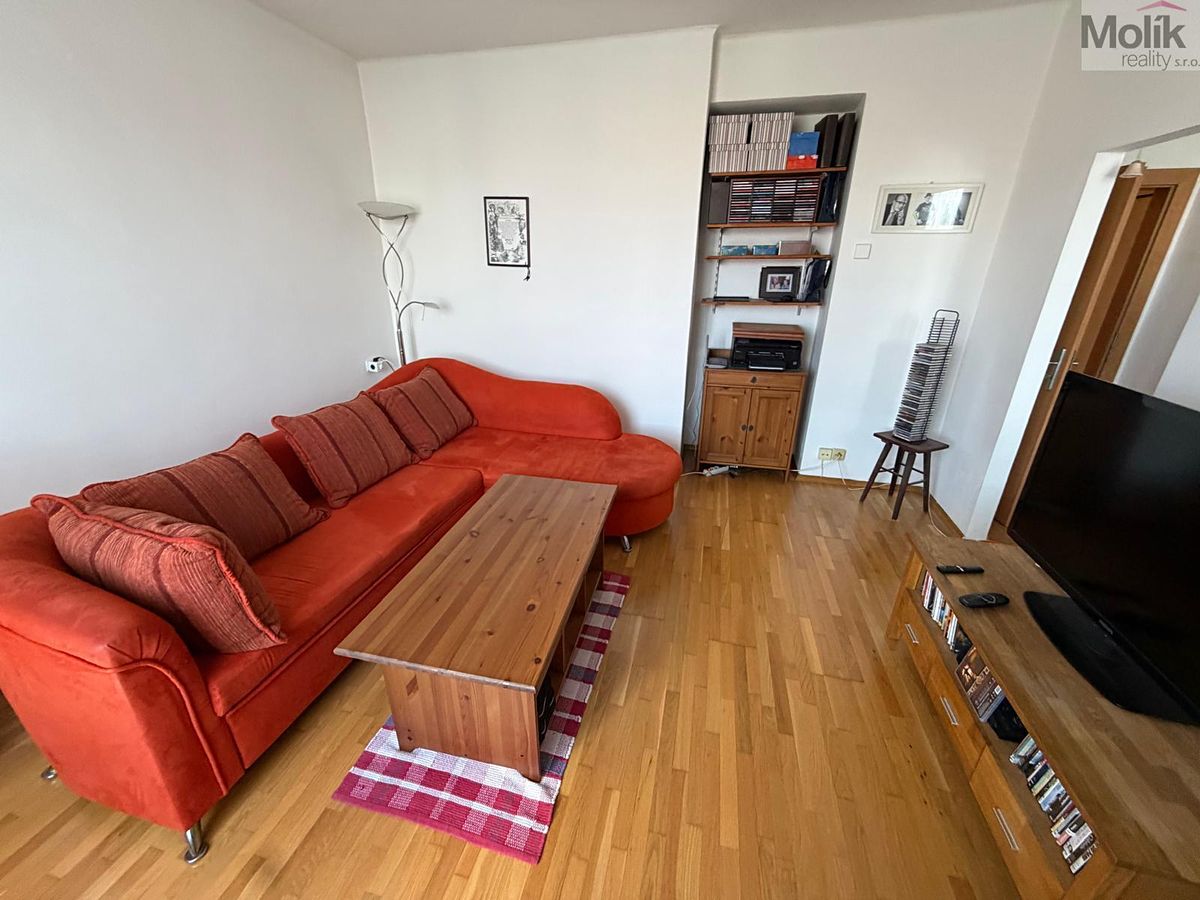Pronájem bytu 1+1 35 m²