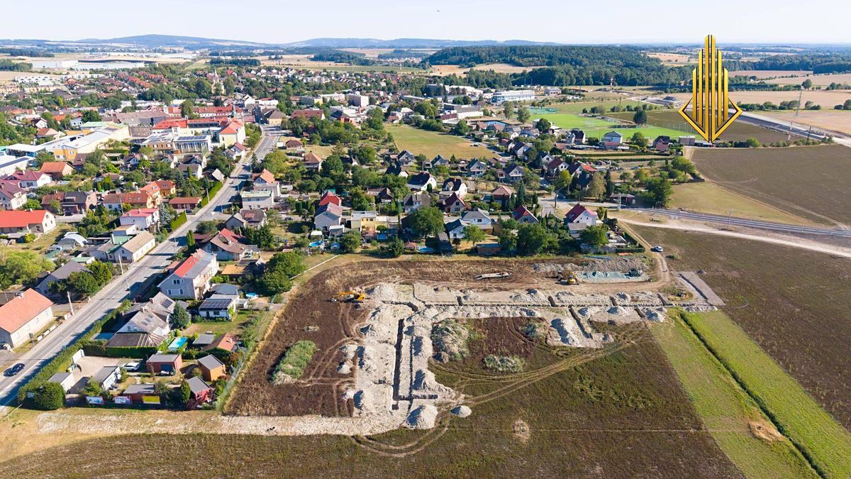 Prodej stavebního pozemku 802 m² – fotografie 3