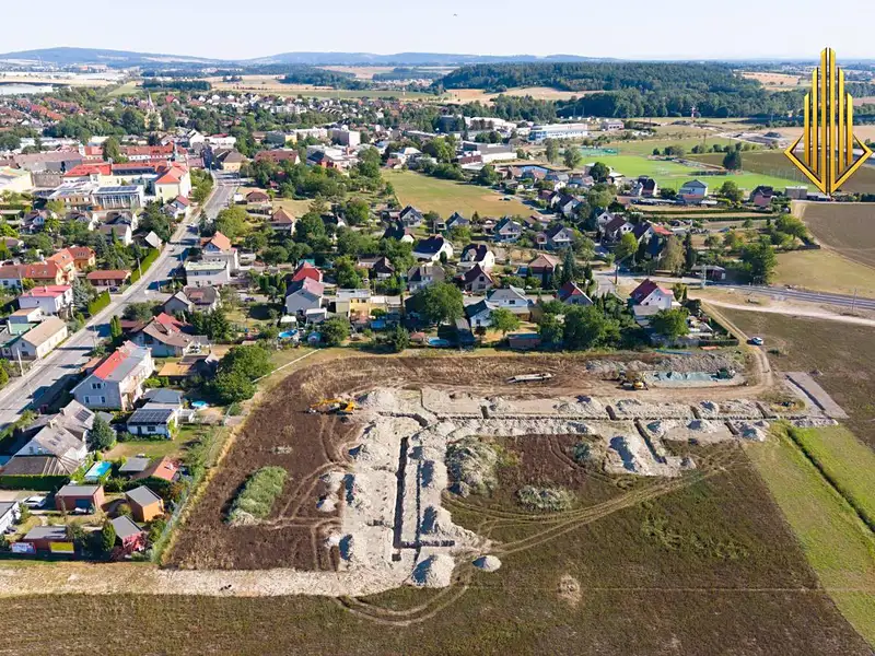 Prodej stavebního pozemku 802 m², Solnice – náhled fotky 3