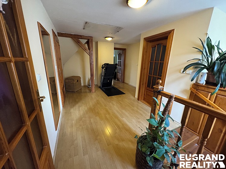 Haus zum Kauf, 219 m² (14 von 32)