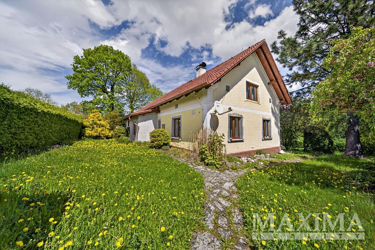 Prodej rodinného domu 278 m², pozemek 2928 m² – fotografie 2