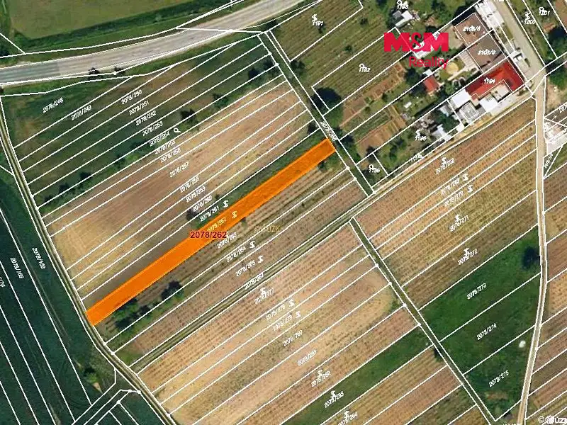 Prodej sadu, vinice 720 m², Hrušky – náhled fotky 1