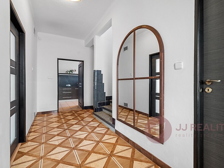 Будинок на продаж, 220 м² (12 з 47)