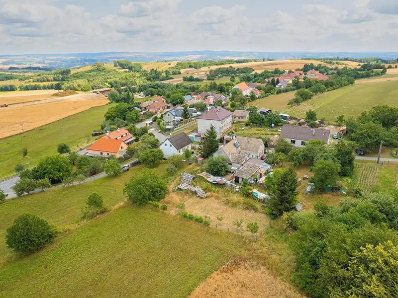Prodej stavebního pozemku 730 m², Zašovice – náhled fotky 3