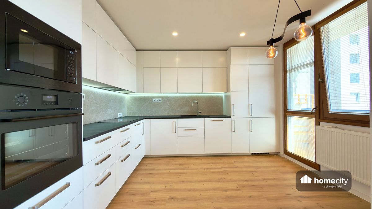 Pronájem bytu 3+kk 68 m² – fotografie 2