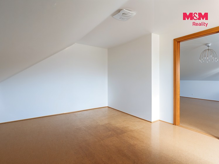 Prodej domu, 220 m² (8 z 27)