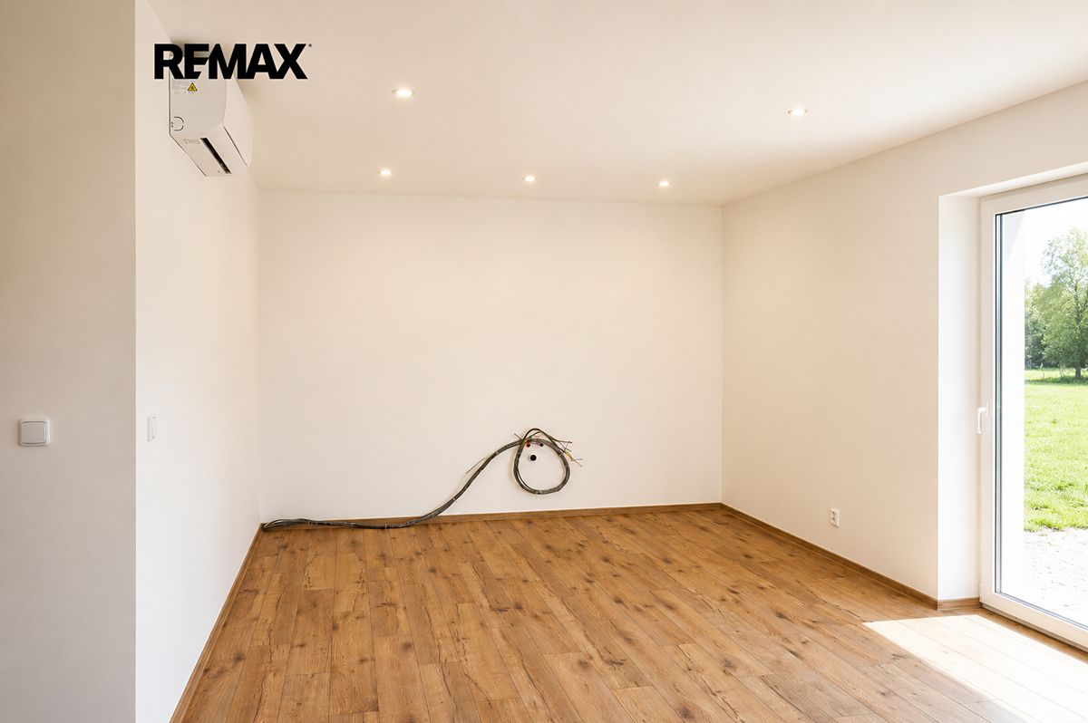 Prodej rodinného domu 98 m², pozemek 777 m² – fotografie 3