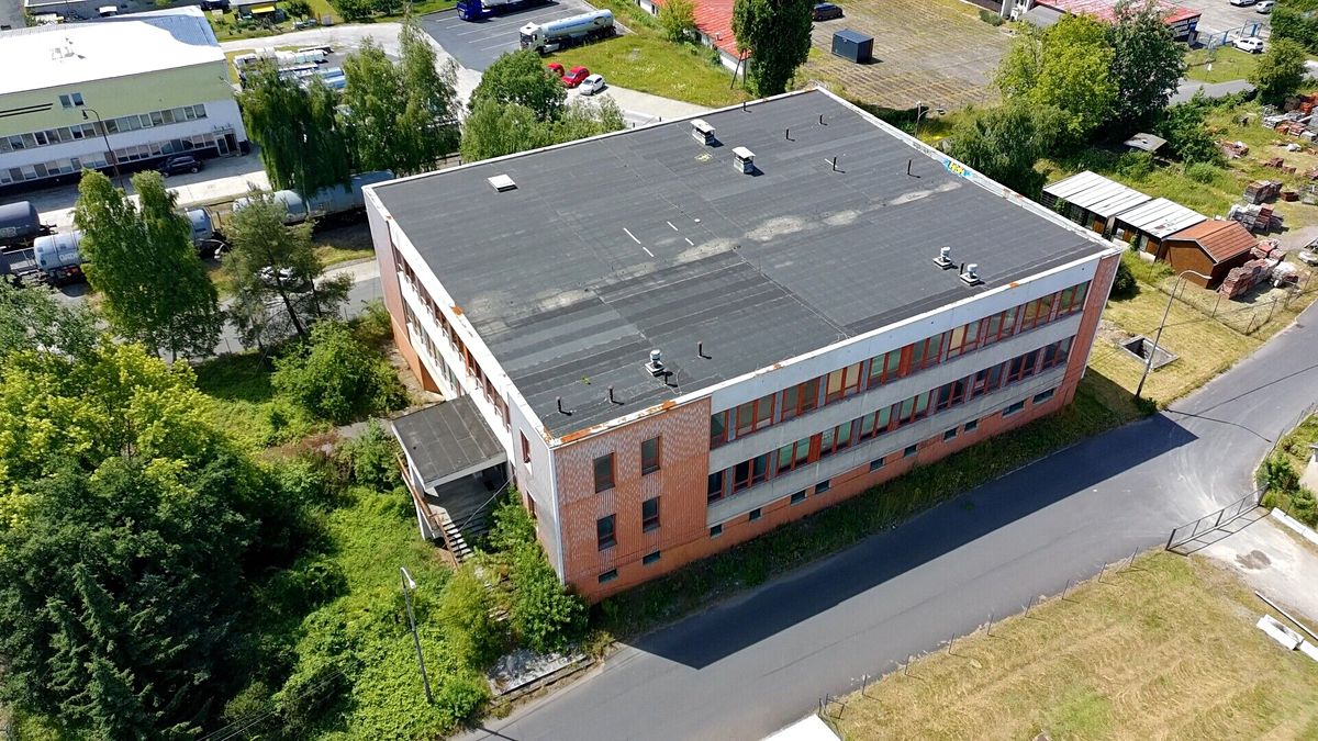 Prodej výrobní haly, prostoru 3000 m² – fotografie 3