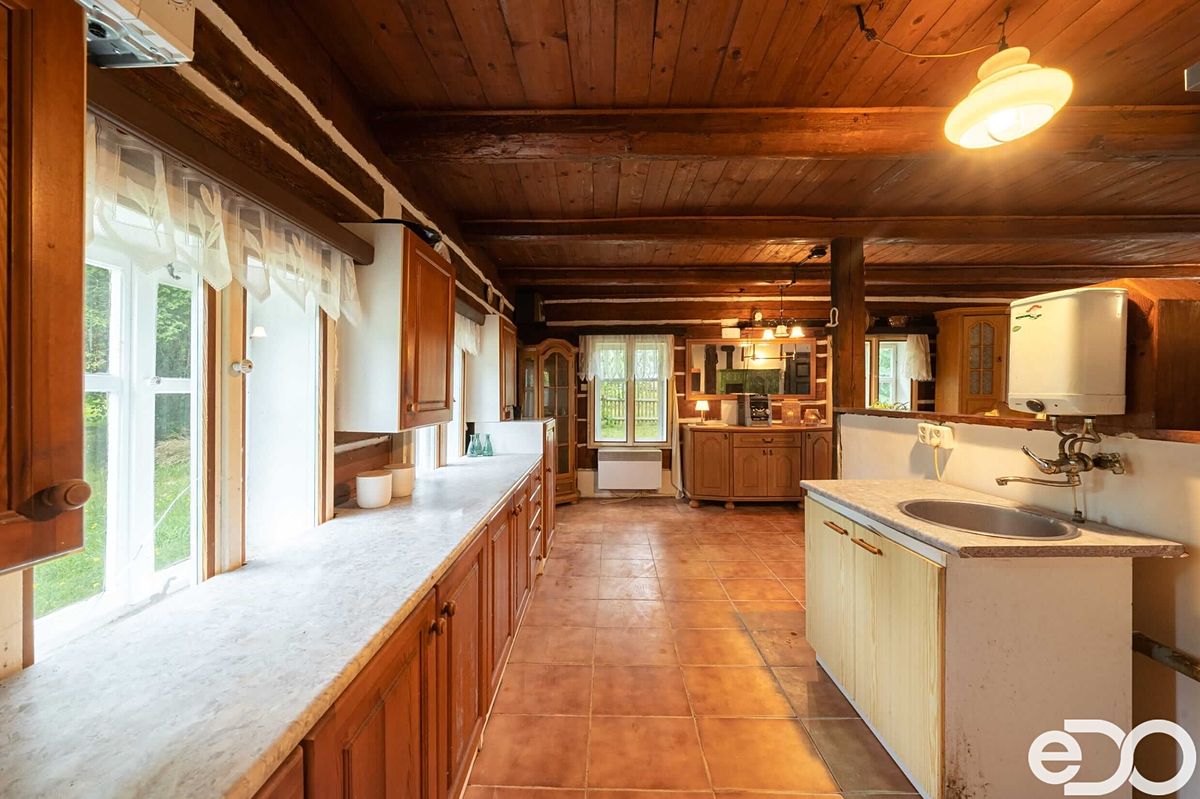 Prodej rodinného domu 170 m², pozemek 3300 m² – fotografie 4
