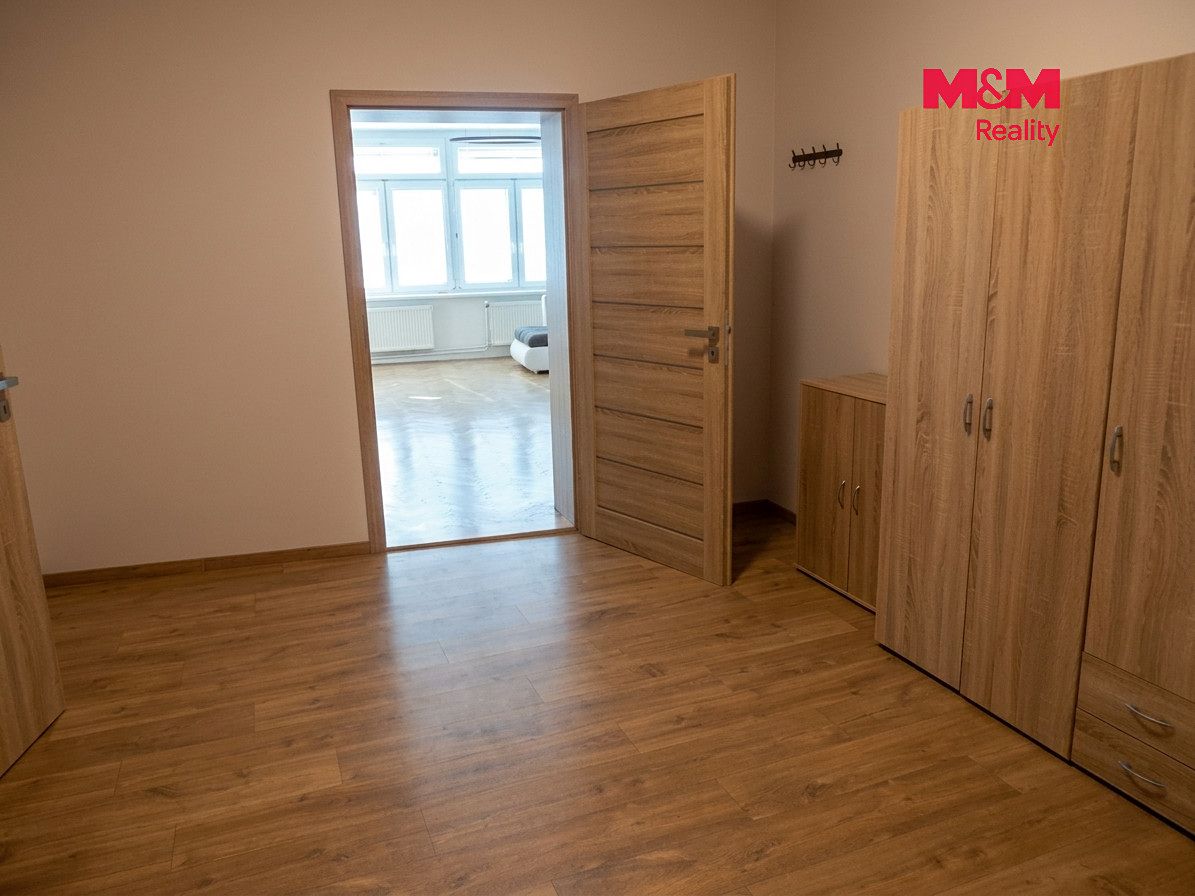 Pronájem bytu 3+1 120 m² – fotografie 3