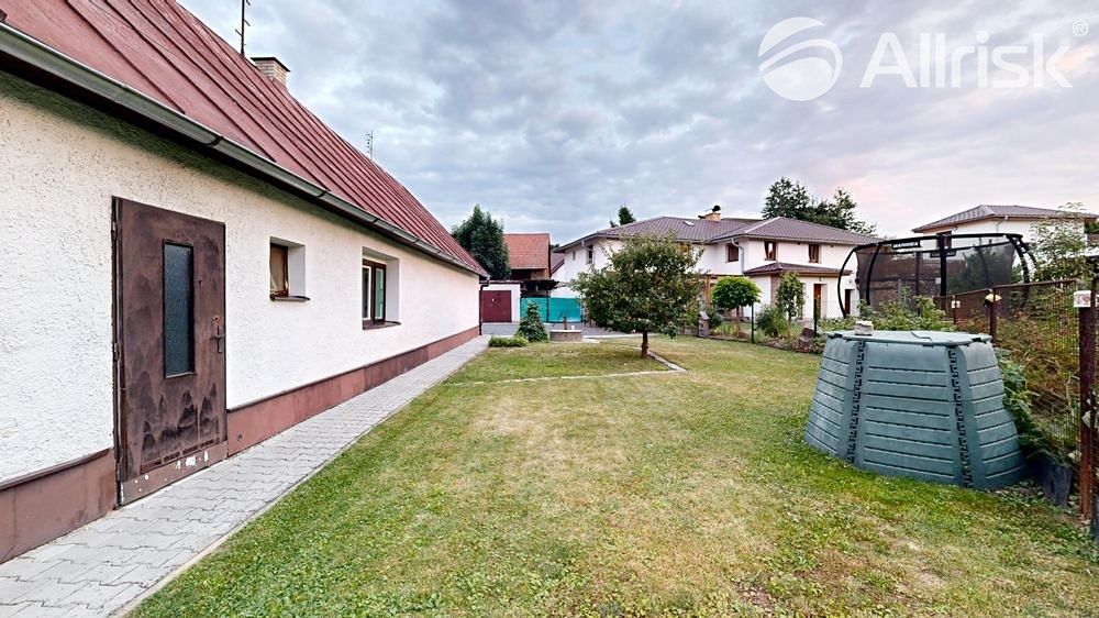 Prodej rodinného domu 150 m², pozemek 843 m² – fotografie 3