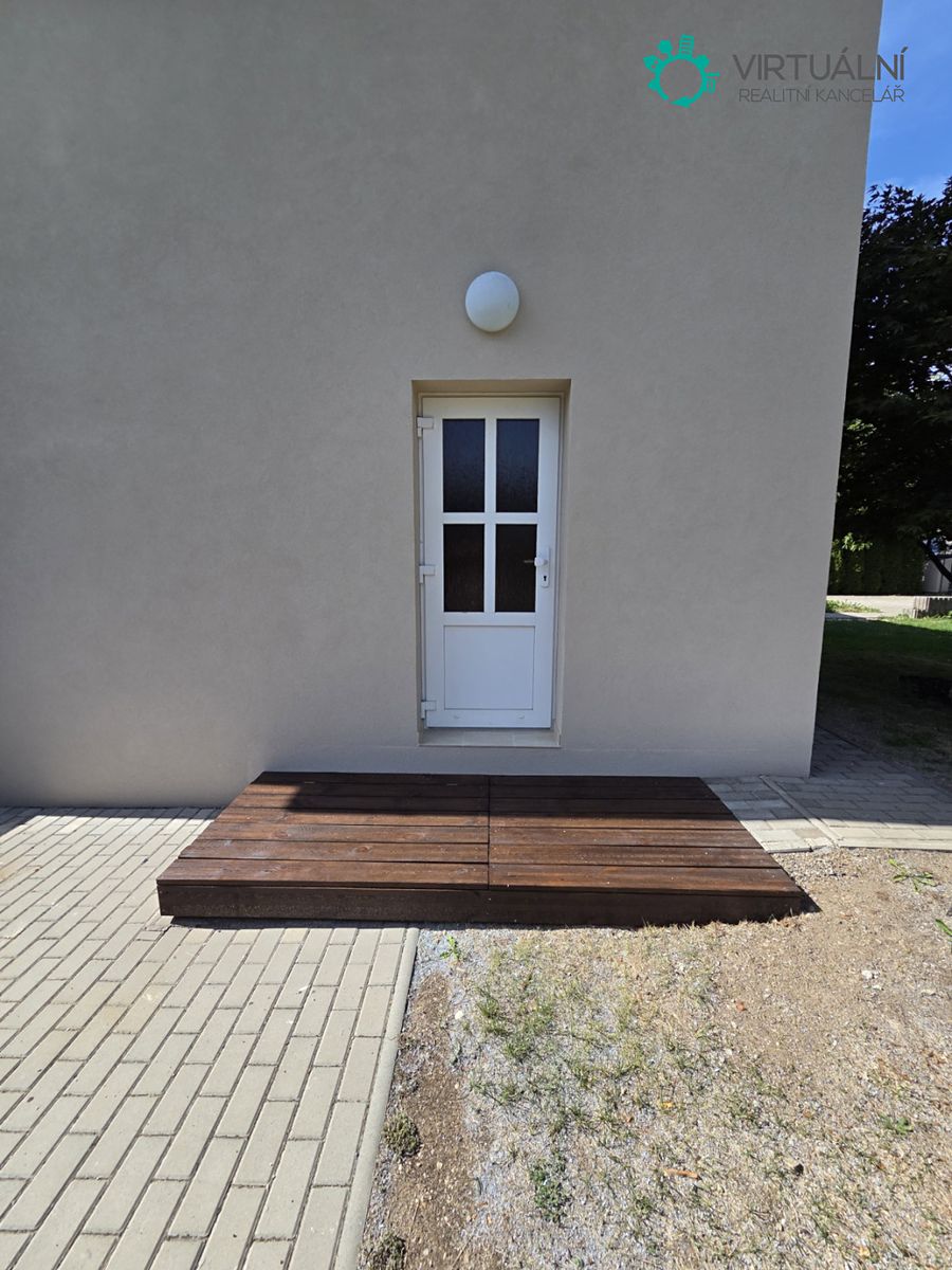 Prodej rodinného domu 100 m², pozemek 376 m² – fotografie 4