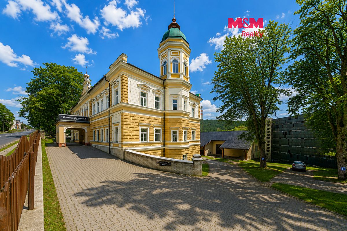 Prodej obchodního prostoru 5519 m²
