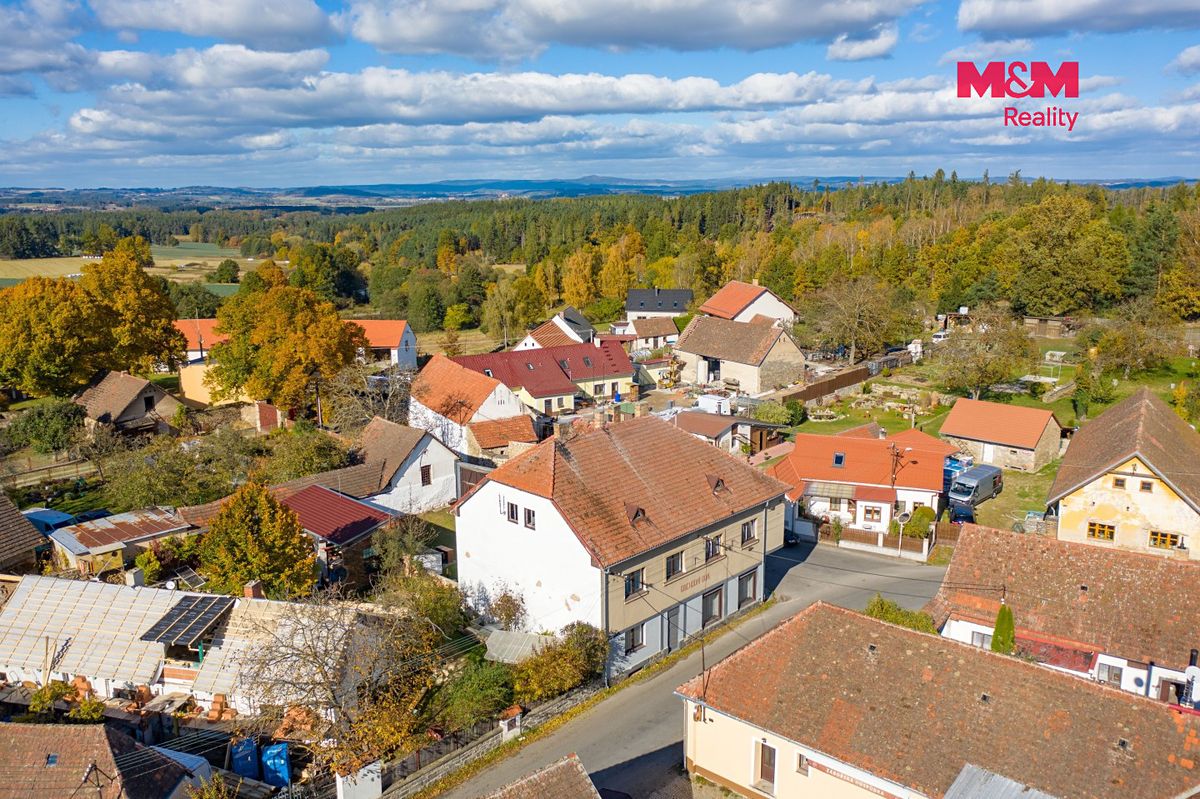 Prodej rodinného domu 390 m², pozemek 442 m² – fotografie 5