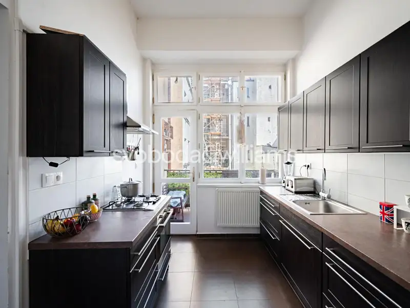 Prodej bytu 3+1 105 m², Praha – náhled fotky 2