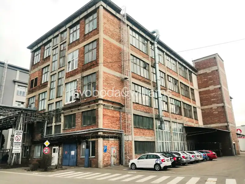 Pronájem skladového prostoru 986 m², Břeclav – náhled fotky 1