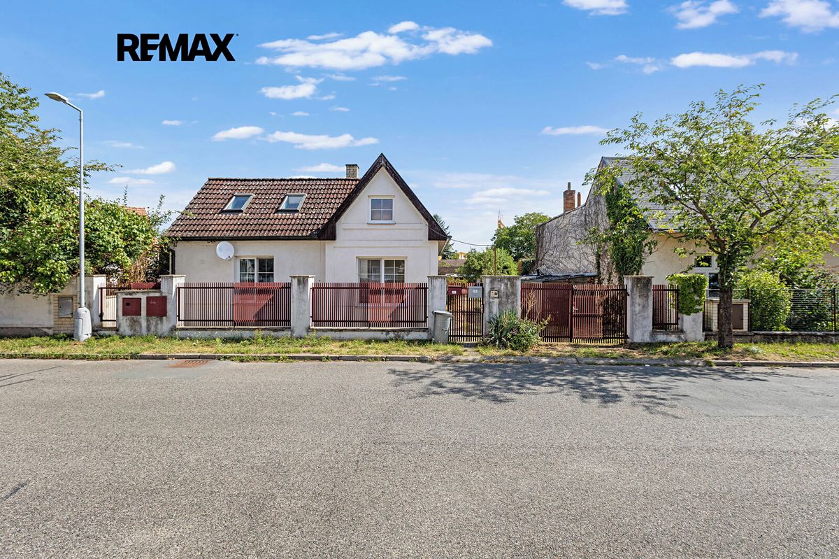 Prodej rodinného domu 110 m², pozemek 619 m²