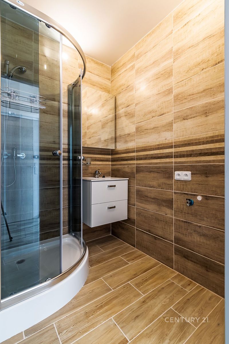 Pronájem bytu 1+kk 32 m² – fotografie 4