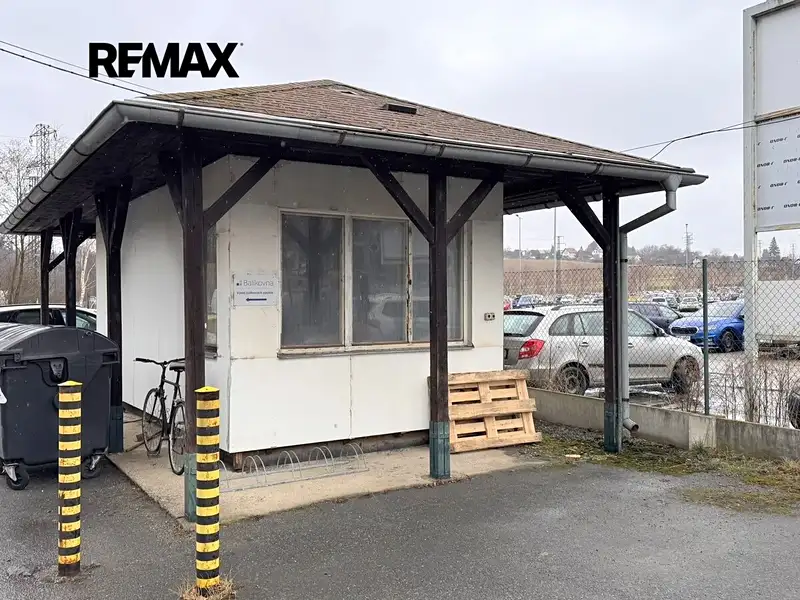 Pronájem obchodního prostoru 18 m², Pelhřimov – náhled fotky 2