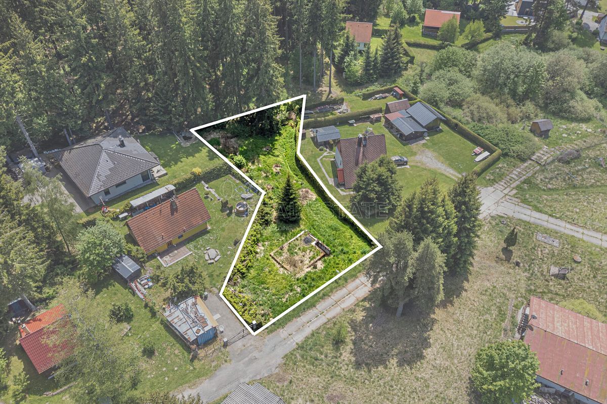 Prodej stavebního pozemku 900 m²