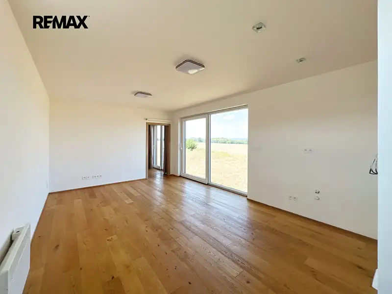 Prodej rodinného domu 52 m², pozemek 830 m², Cheb – náhled fotky 1