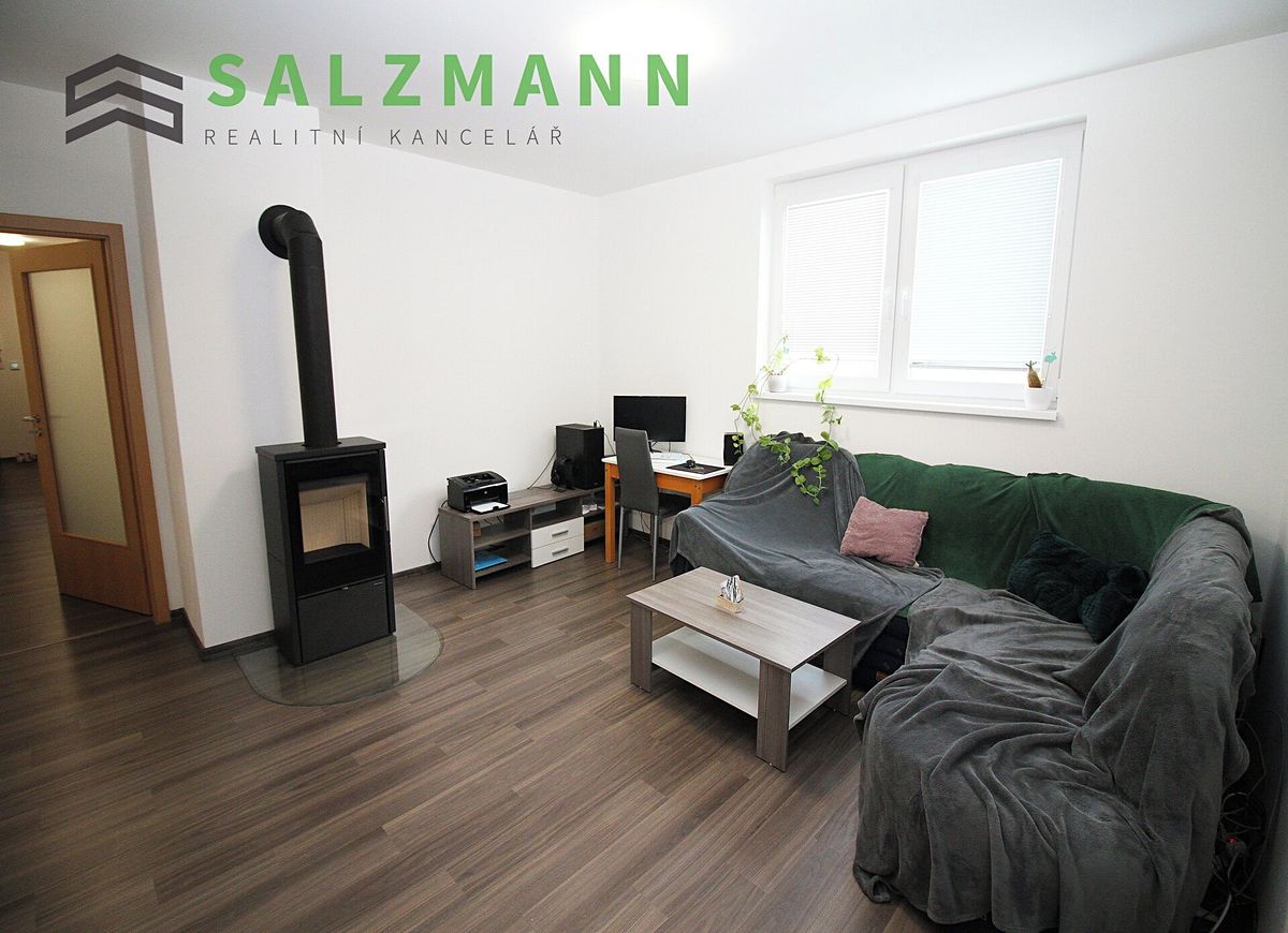 Pronájem bytu 4+kk 82 m² – fotografie 5