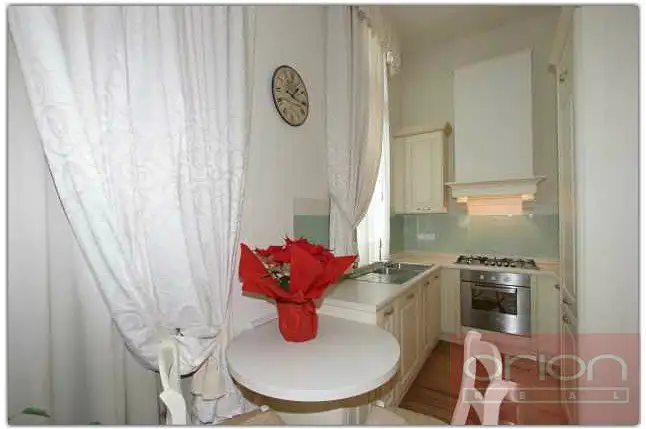 Pronájem bytu 3+kk 110 m², Praha – náhled fotky 2