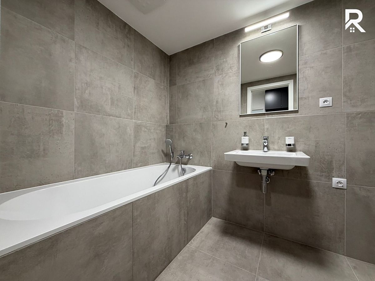 Pronájem bytu 3+kk 79 m² – fotografie 3